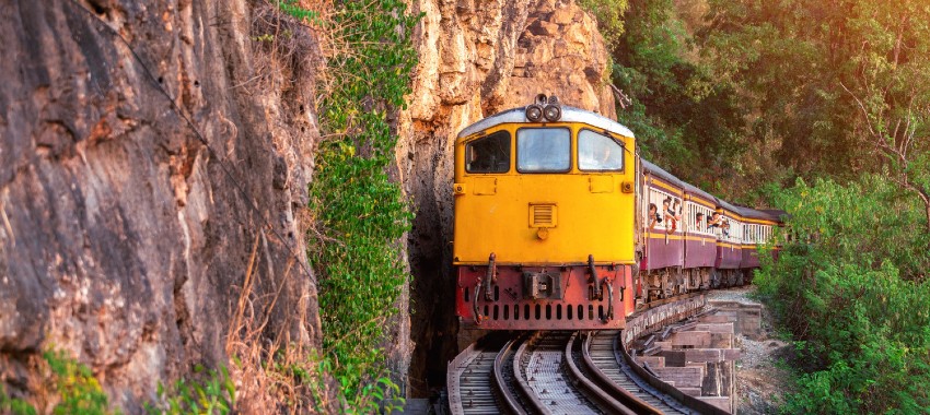 tren nocturno en tailandia